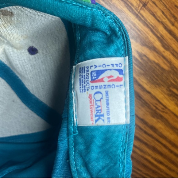 Youth NBA Cap (Charlotte Hornets) - Picture 2 of 2